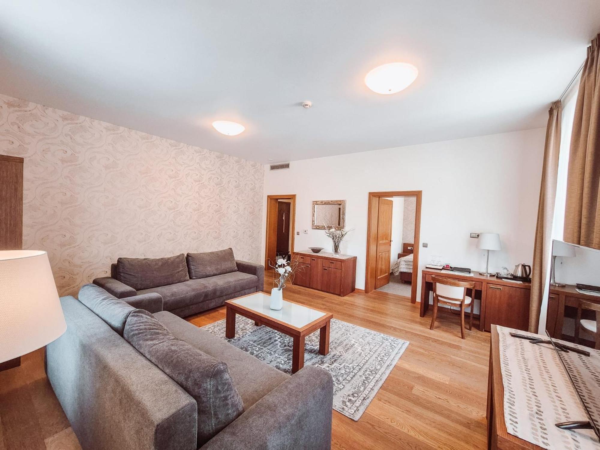 Hotel Mario Lednice Ngoại thất bức ảnh